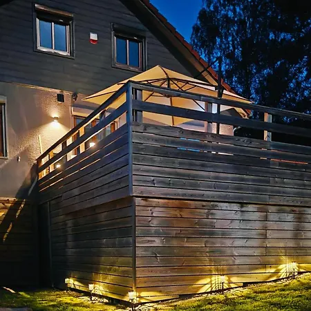 Ferienhaus La Boule - Joli Pour 9 Avec Un Grand Jardin